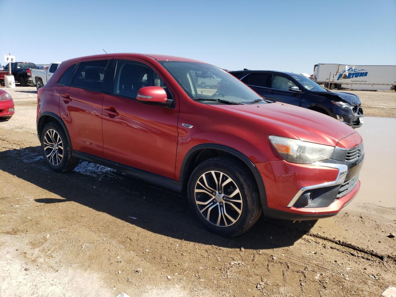 2016 Mitsubishi Outlander - Image 4