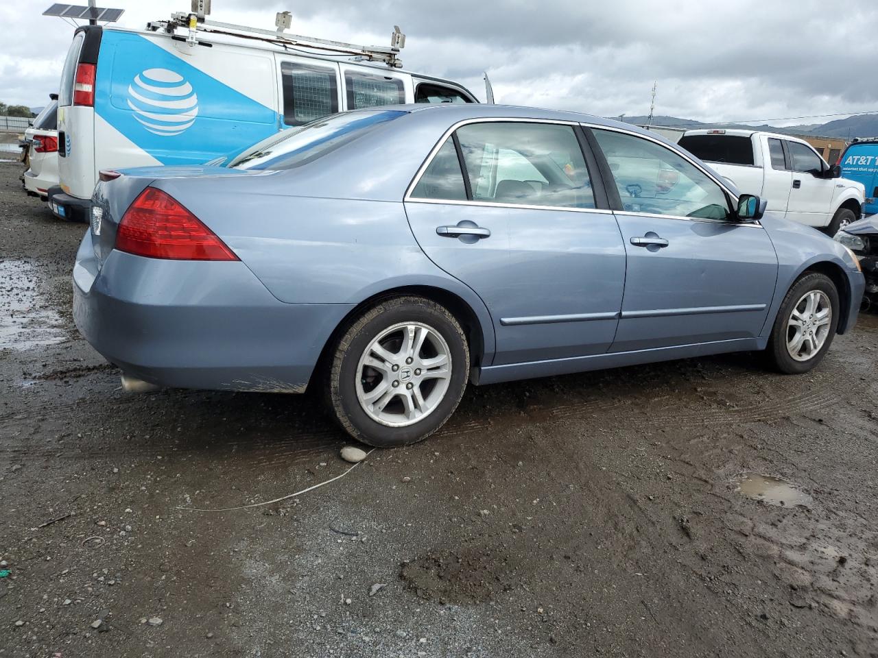 2007 Honda Accord - Image 3
