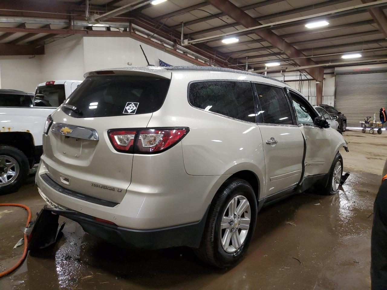 2014 Chevrolet Traverse - Image 3