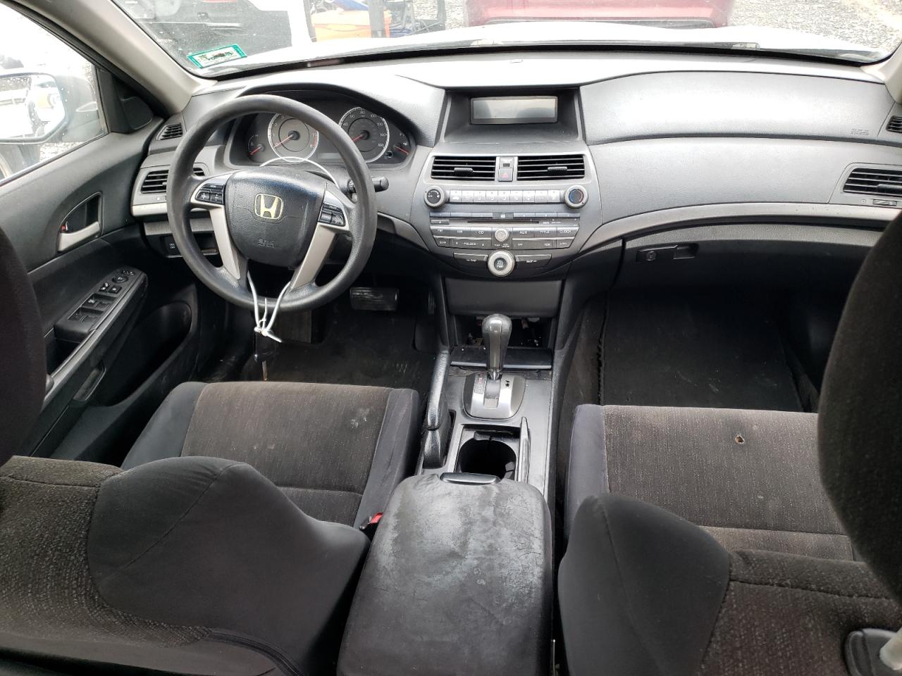 2010 Honda Accord - Image 8