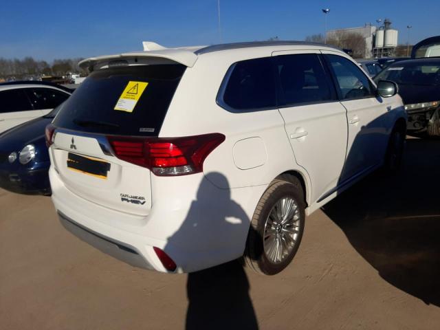 2018 MITSUBISHI OUTLANDER