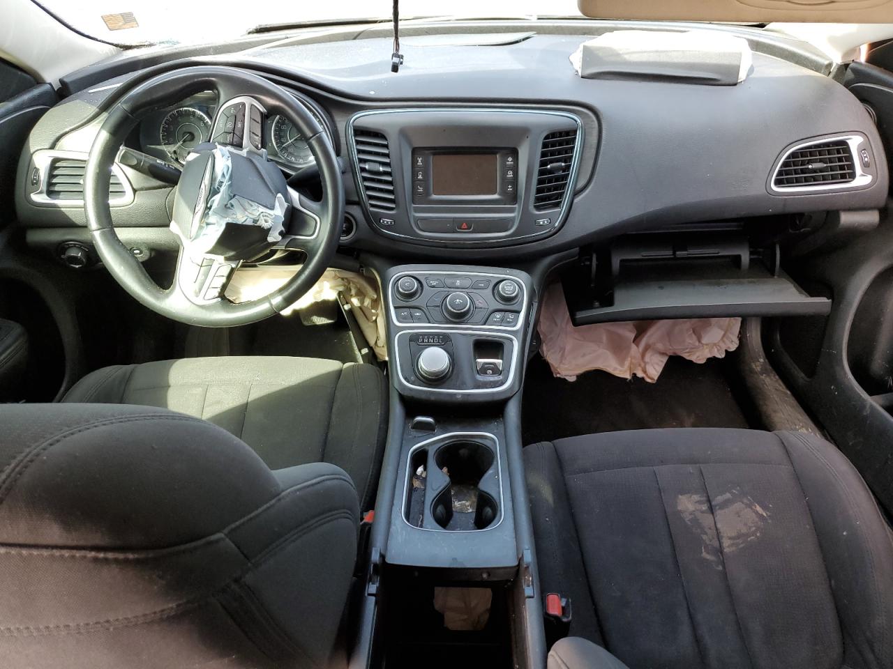 2015 Chrysler 200 - Image 8