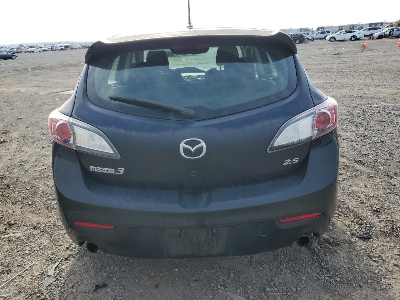 2011 Mazda 3 - Image 6