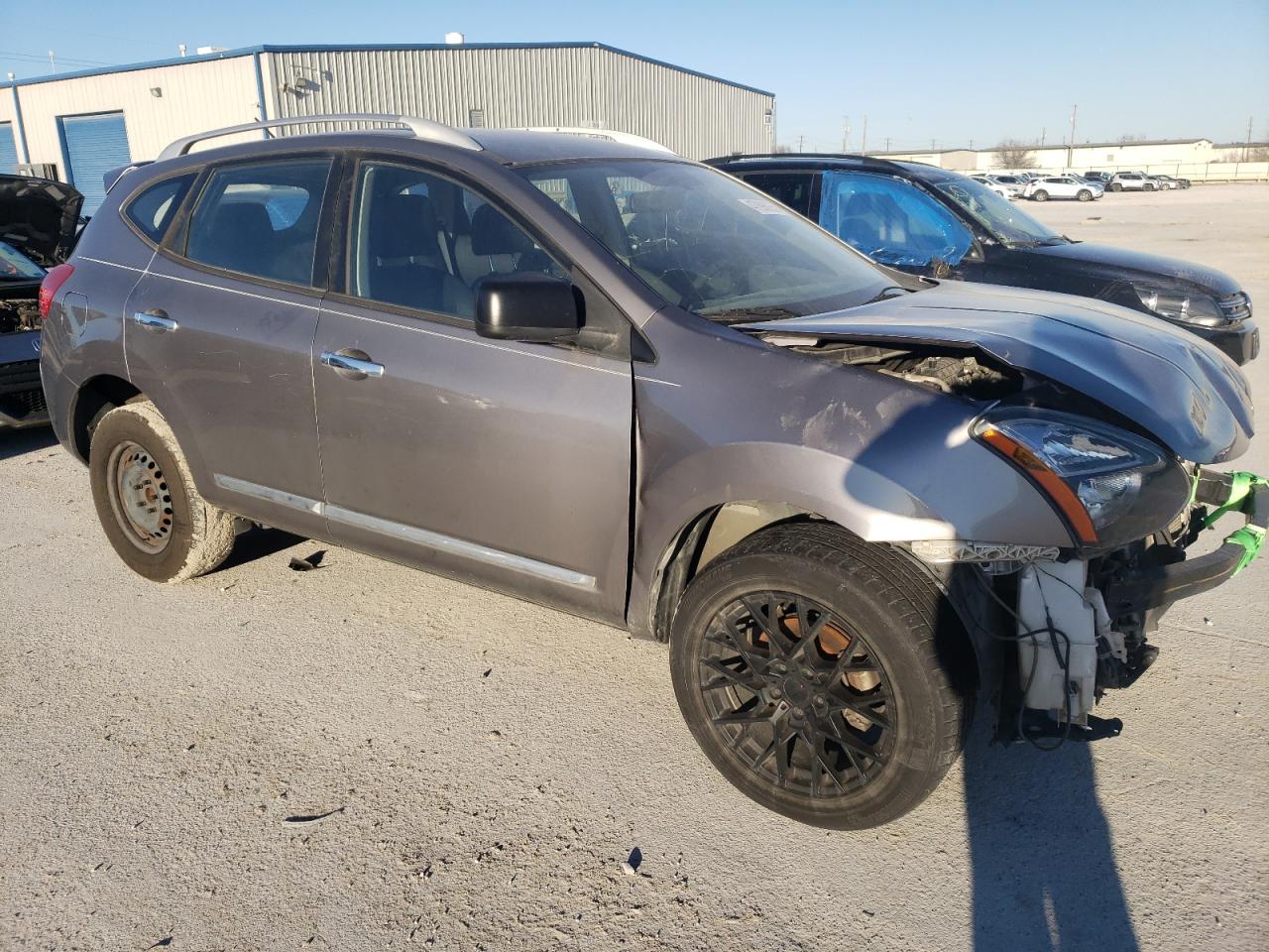 2015 Nissan Rogue - Image 4