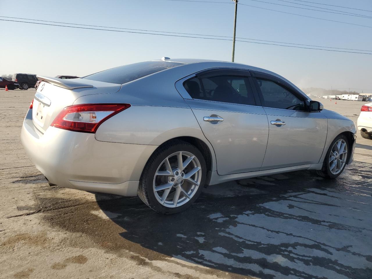 2009 Nissan Maxima - Image 3
