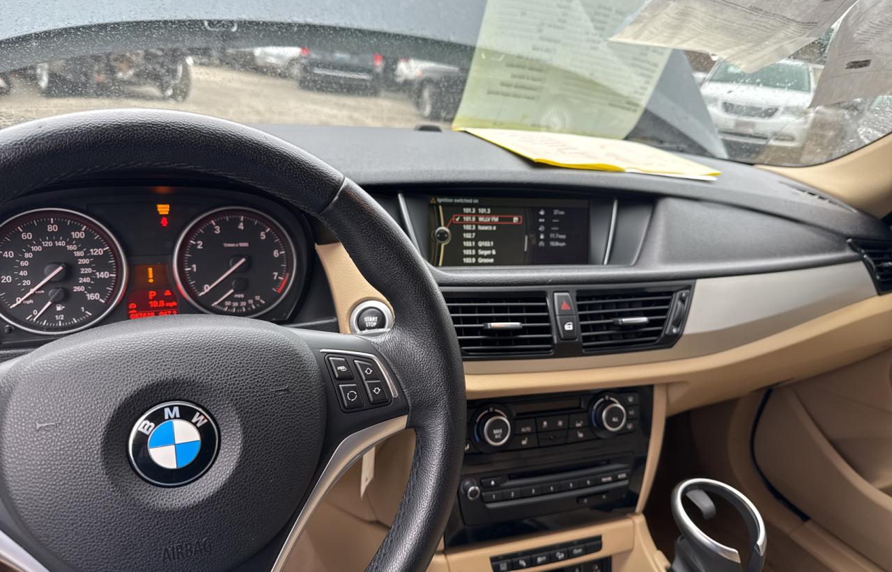 2015 BMW X1 - Image 9