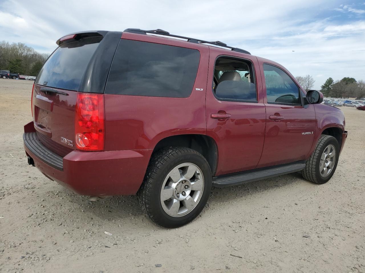 2009 GMC Yukon - Image 3
