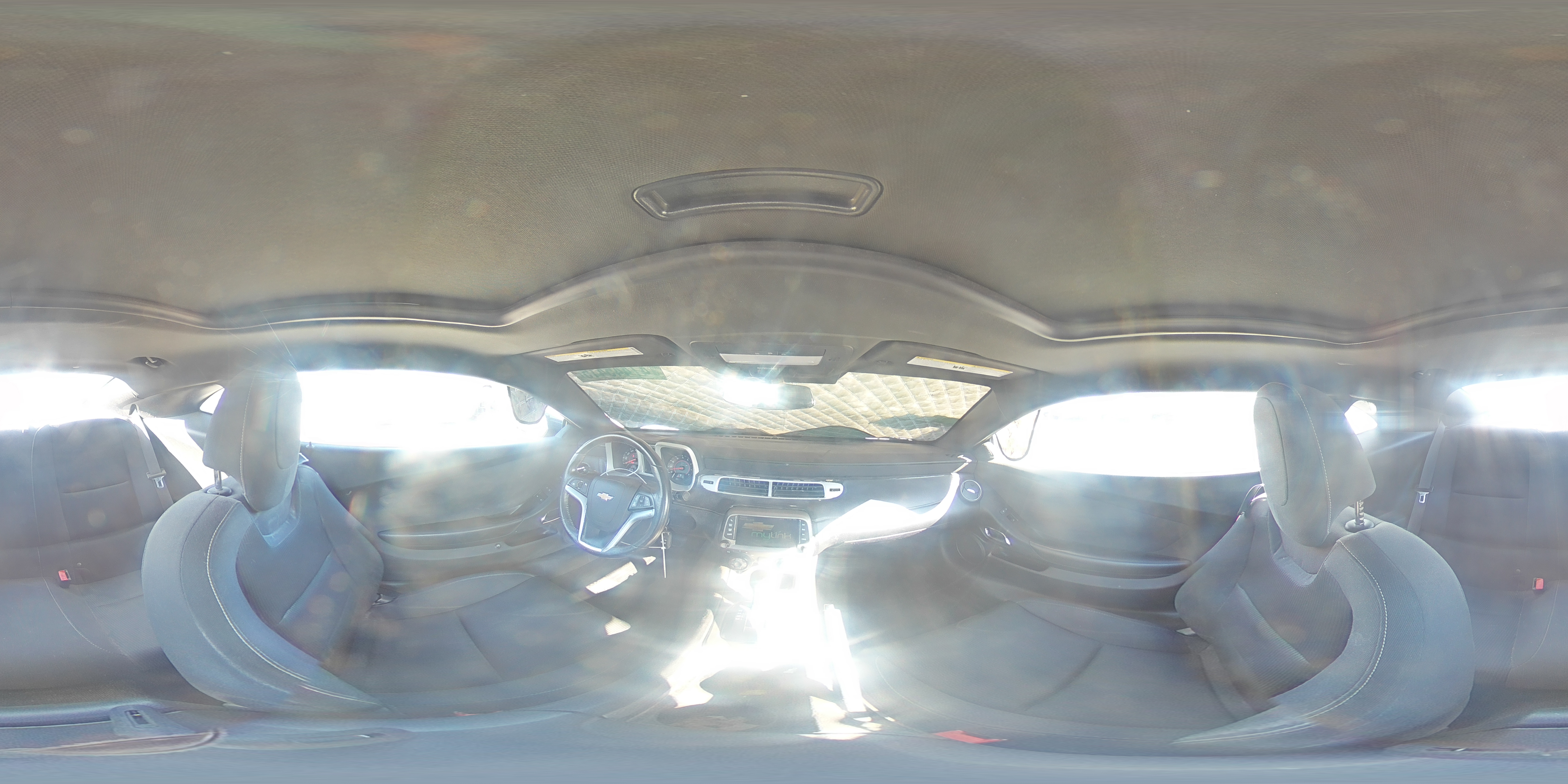2014 Chevrolet Camaro - Image 13