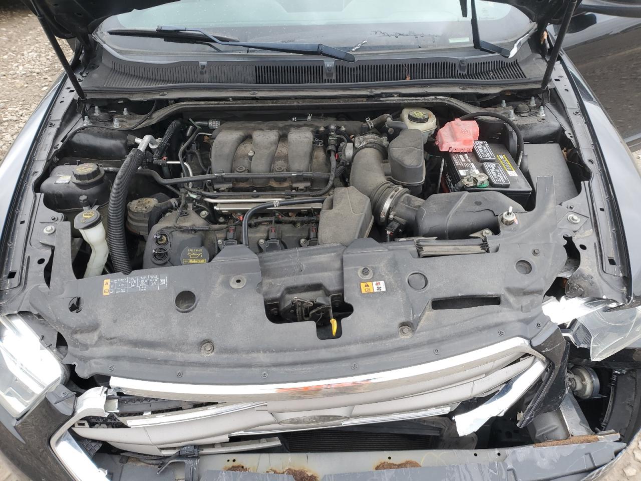 2013 Ford Taurus - Image 11