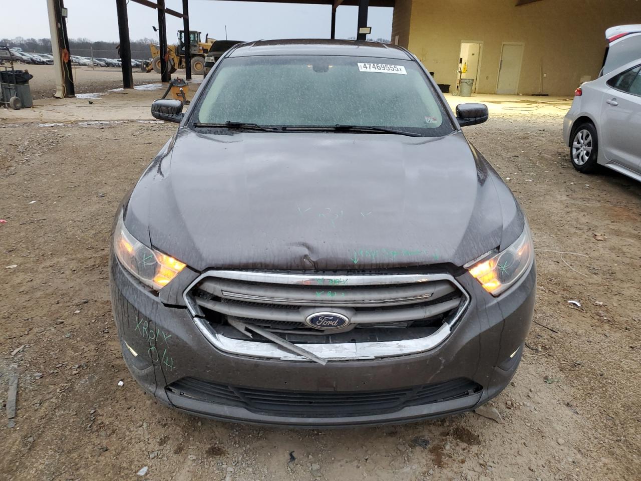 2013 Ford Taurus - Image 5