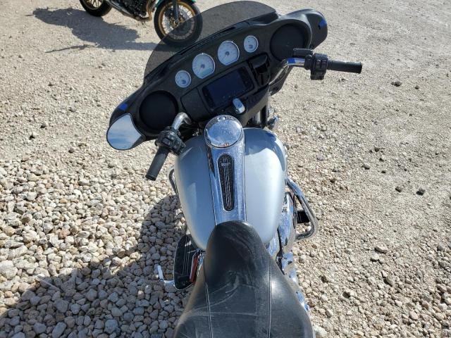  HARLEY-DAVIDSON FL 2023 Сріблястий