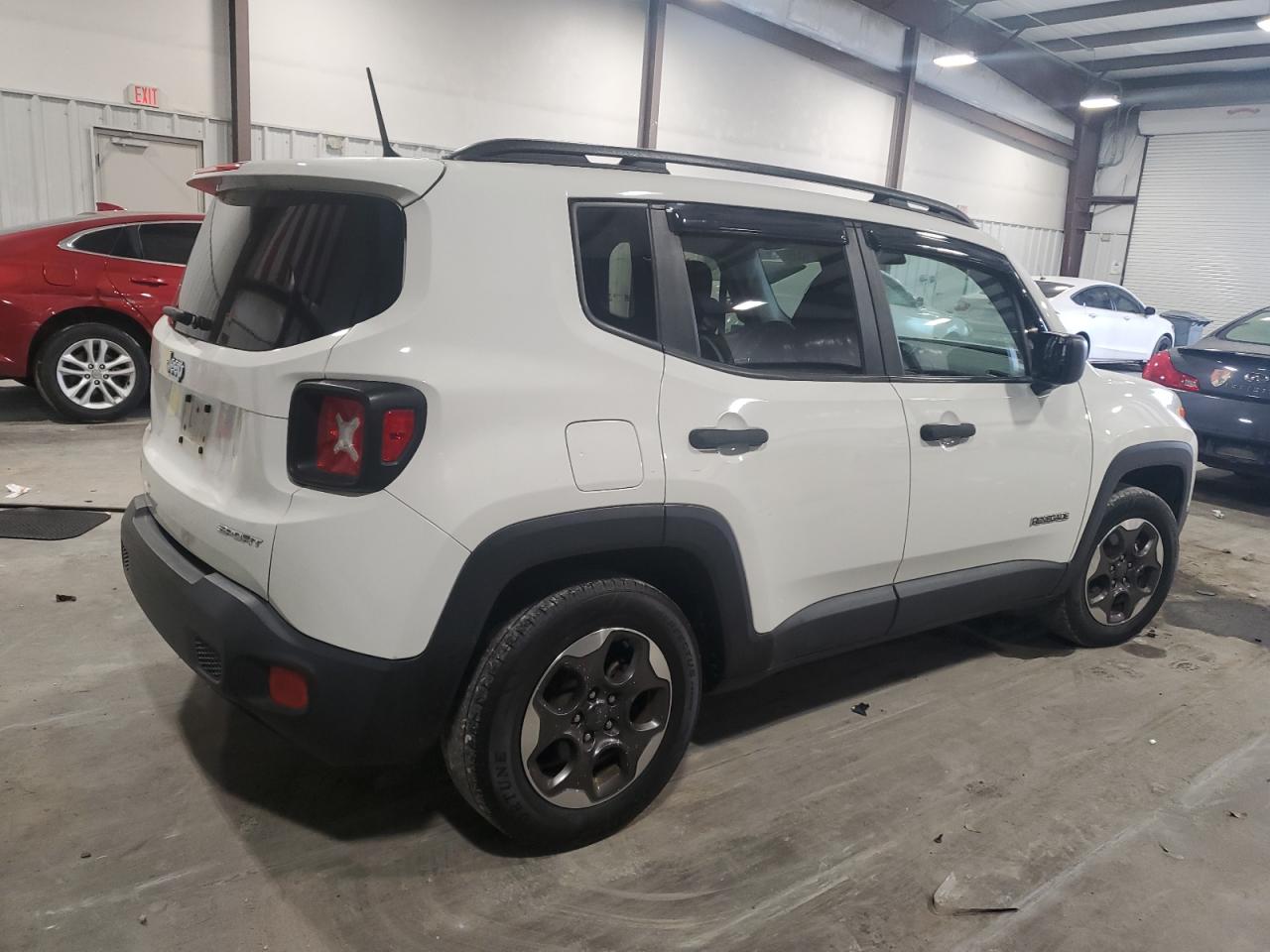 2017 Jeep Renegade - Image 3