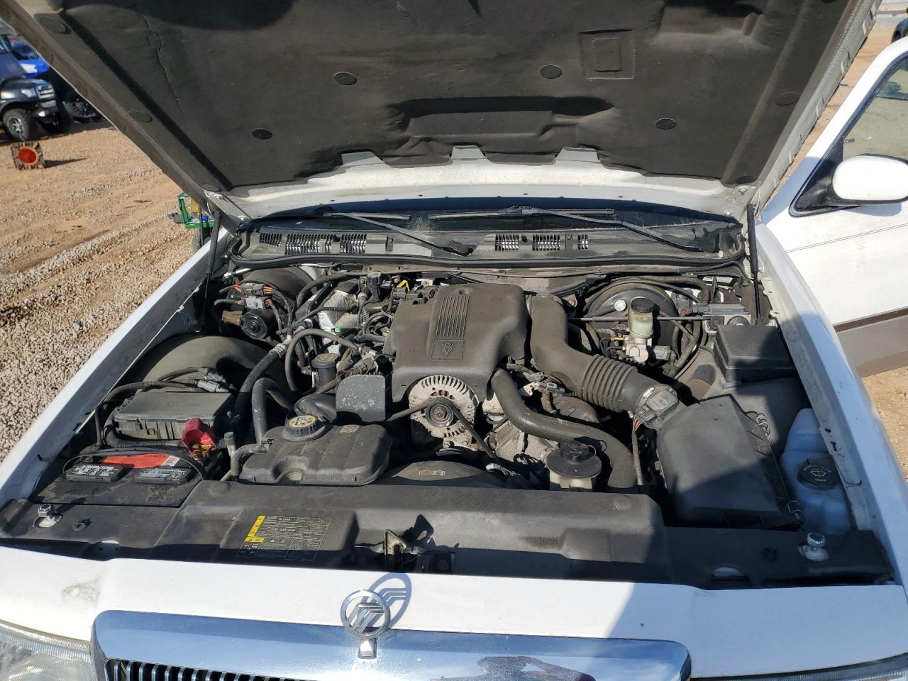 2004 Mercury Grand Marquis Gs VIN: 2MEFM74W54X647330 Lot: 50608945