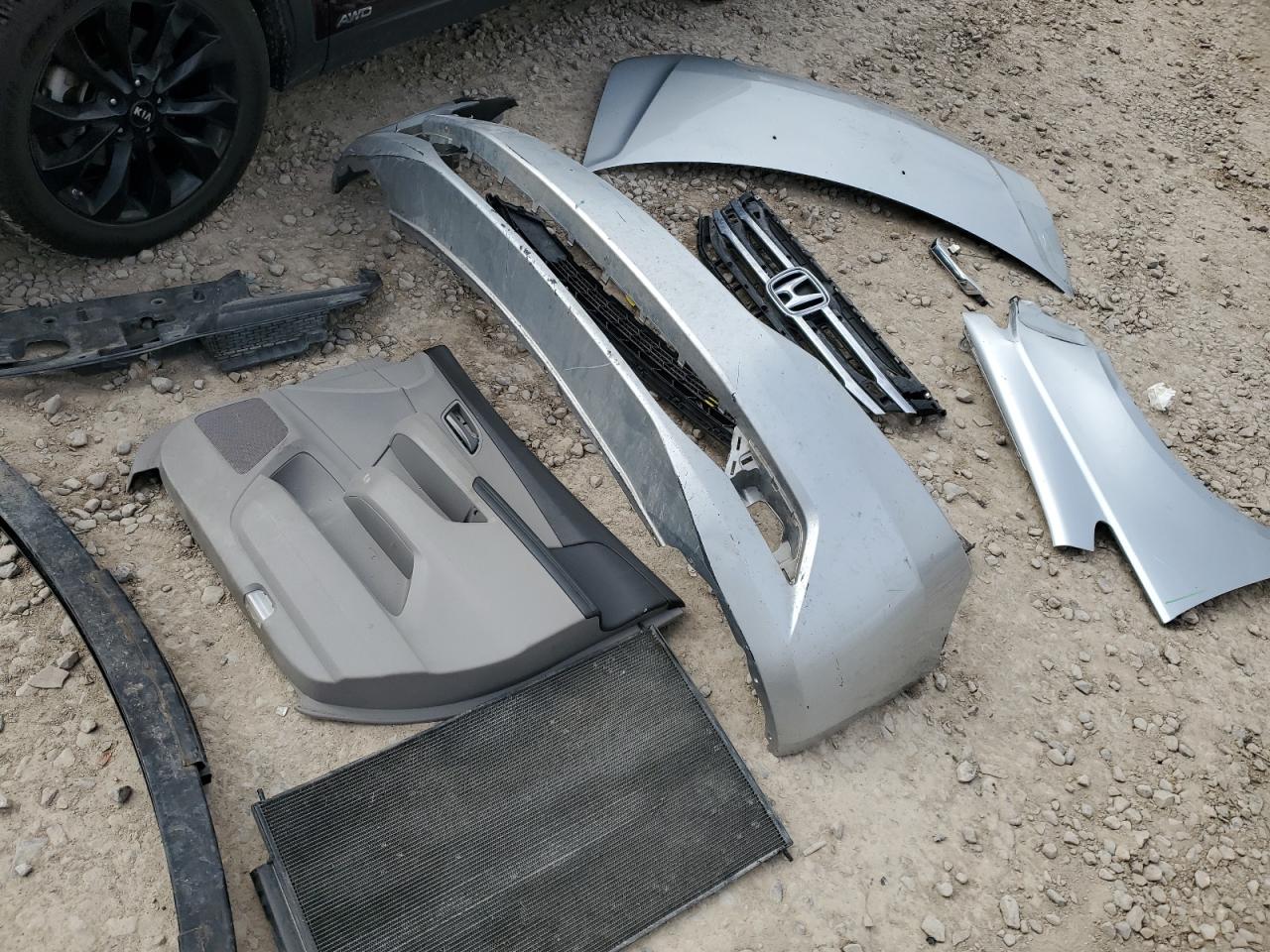 2012 Honda Odyssey - Image 13