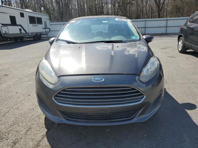  FORD FIESTA 2015 Серый