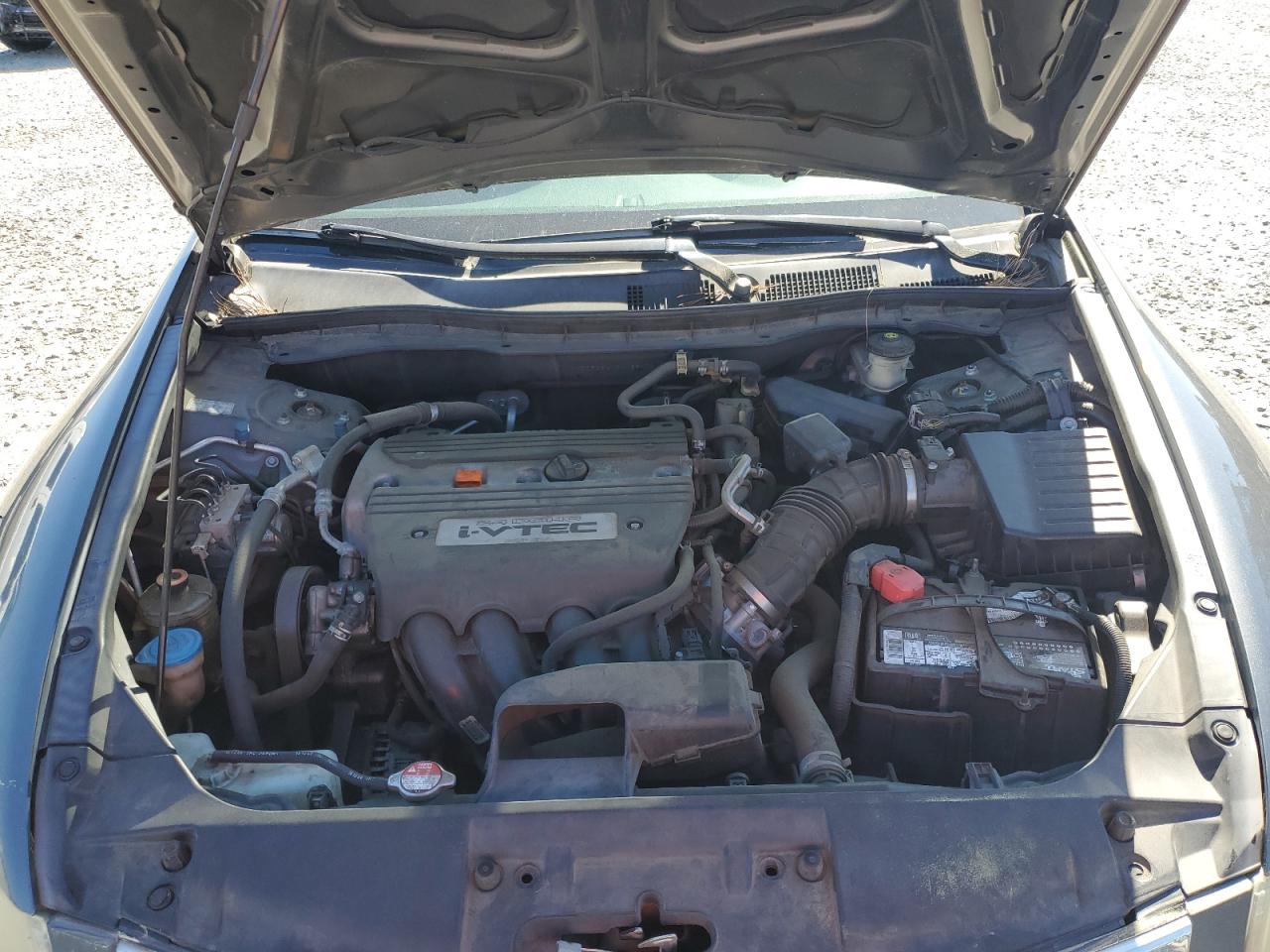 2009 Honda Accord - Image 12