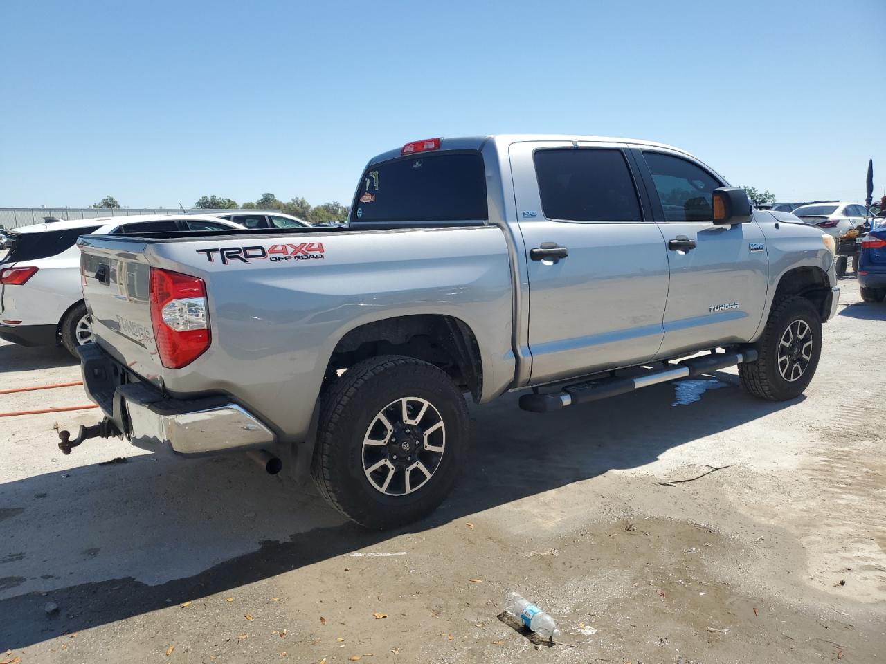 2015 Toyota Tundra - Image 3