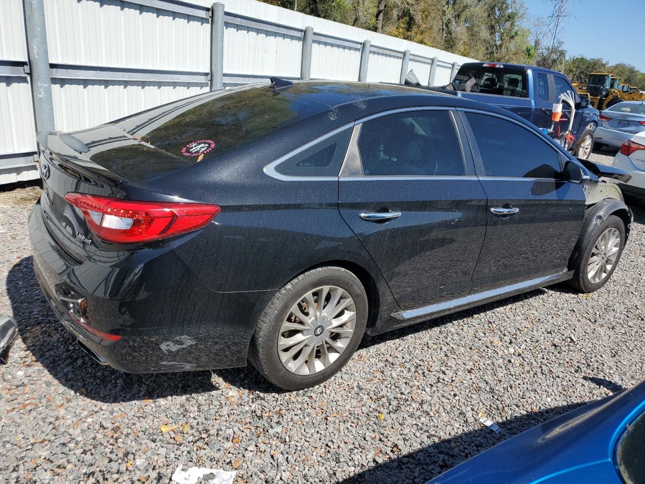 2015 Hyundai Sonata - Image 3