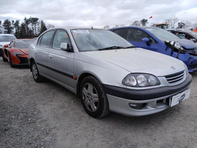 1999 TOYOTA AVENSIS GL