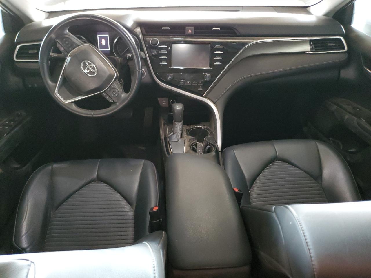2018 Toyota Camry - Image 8