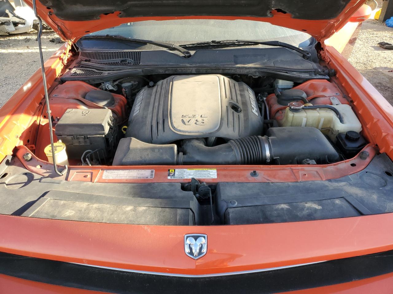 2010 Dodge Challenger - Image 11
