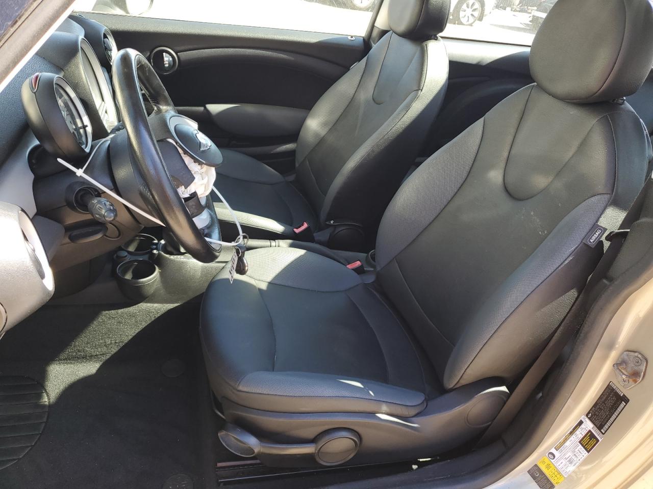 2010 MINI Cooper - Image 7