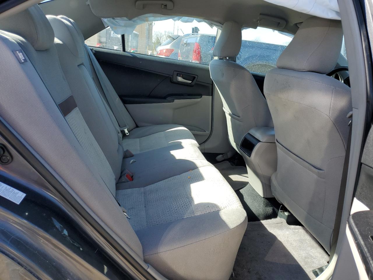 2012 Toyota Camry - Image 10