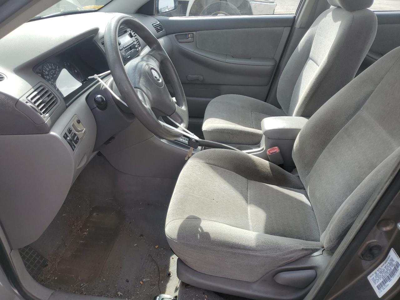 2004 Toyota Corolla - Image 7