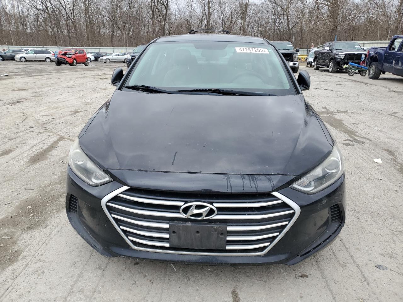 2017 Hyundai Elantra - Image 5