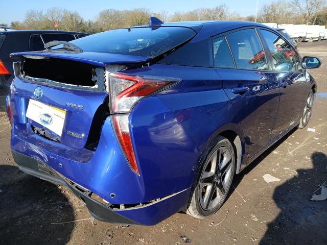 2016 TOYOTA PRIUS EXCE