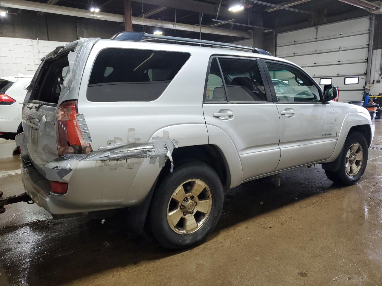 2004 Toyota 4Runner - Image 3
