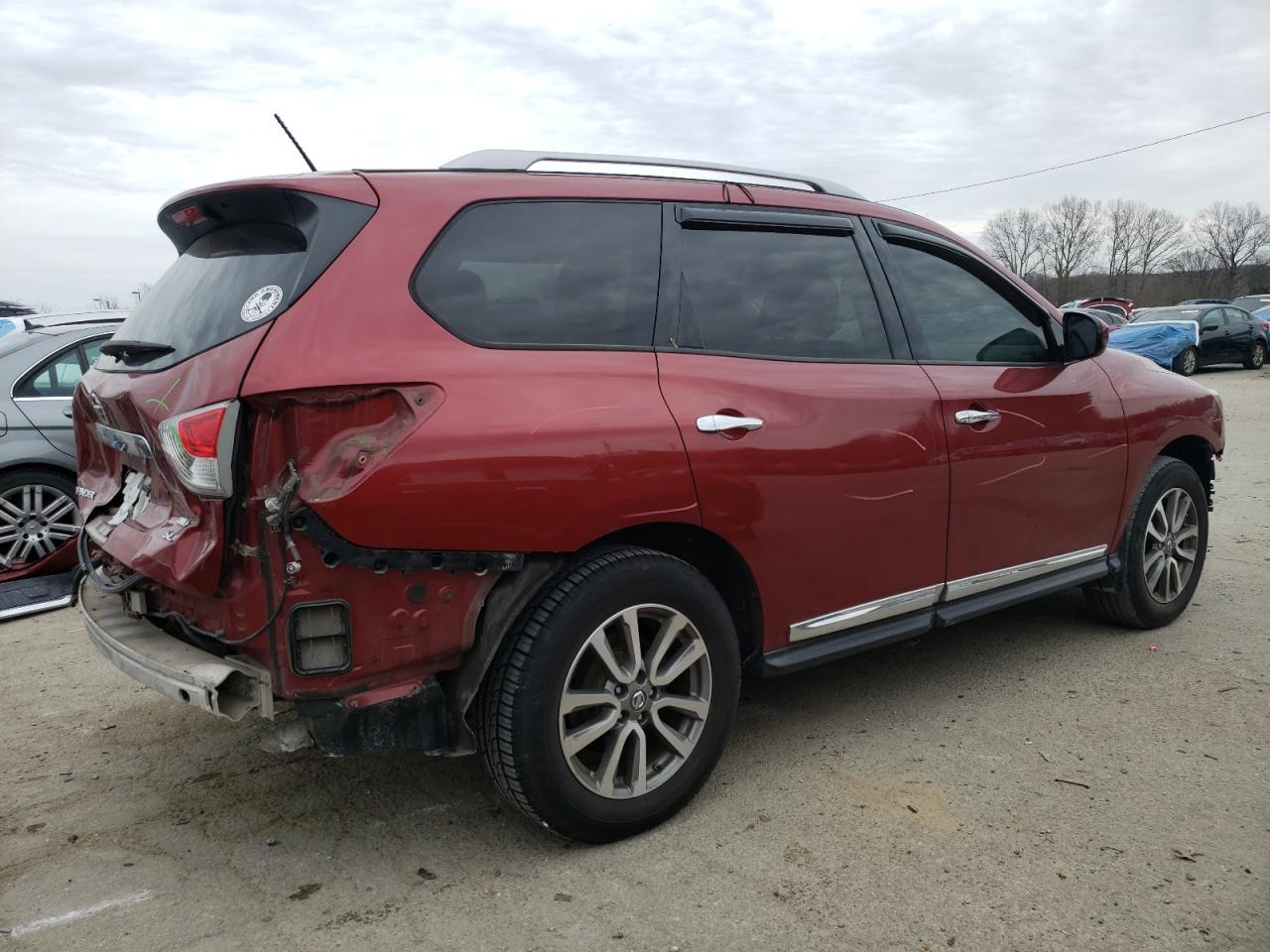2014 Nissan Pathfinder - Image 3