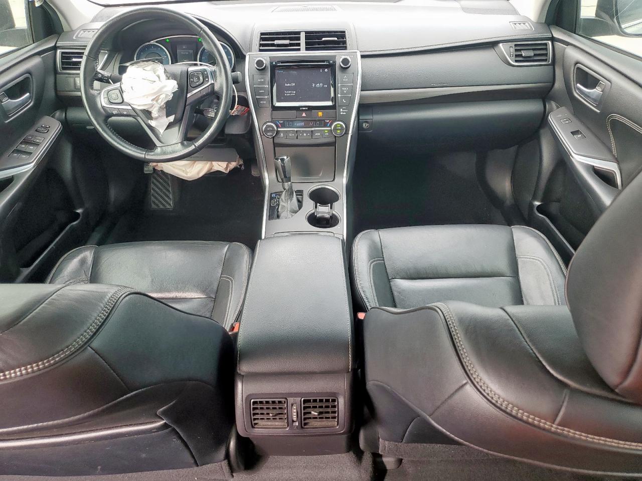2016 Toyota Camry - Image 8