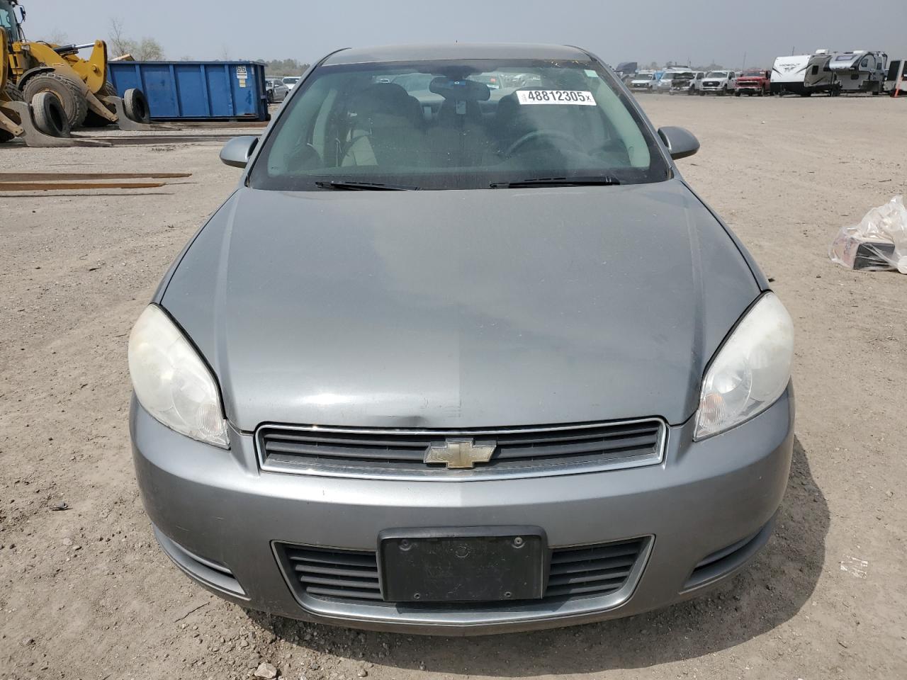 2009 Chevrolet Impala - Image 5