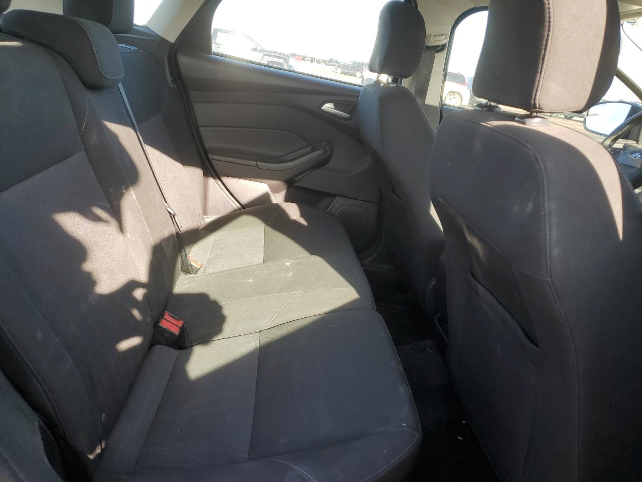 2015 Ford Focus - Image 10