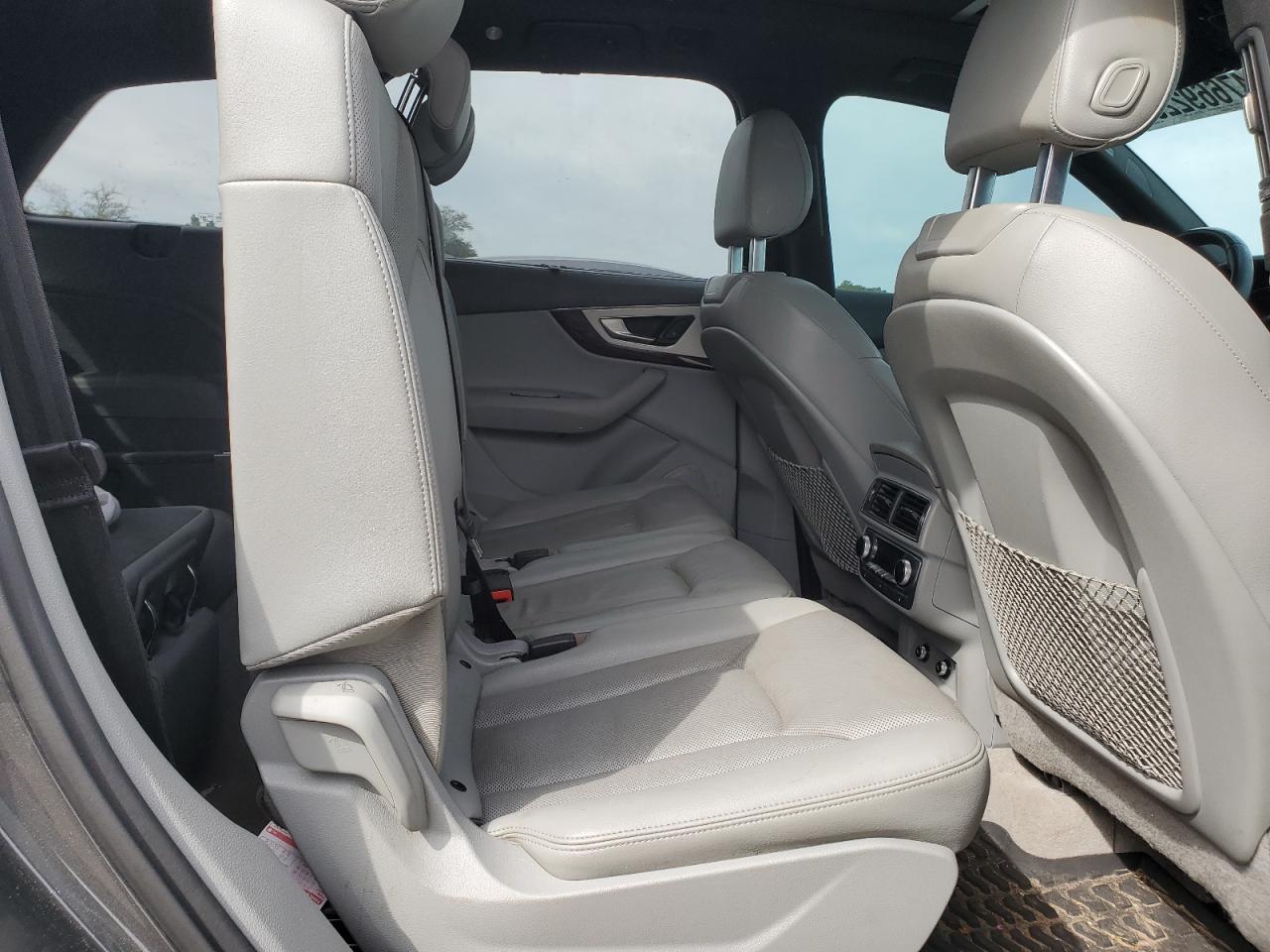2019 Audi Q7 - Image 11