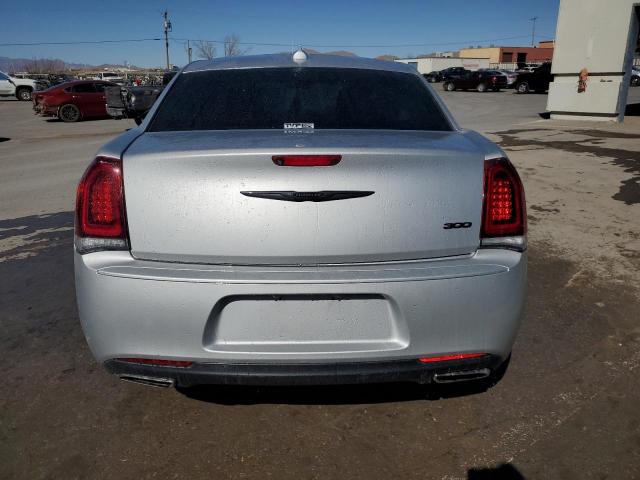  CHRYSLER 300 2020 Сріблястий