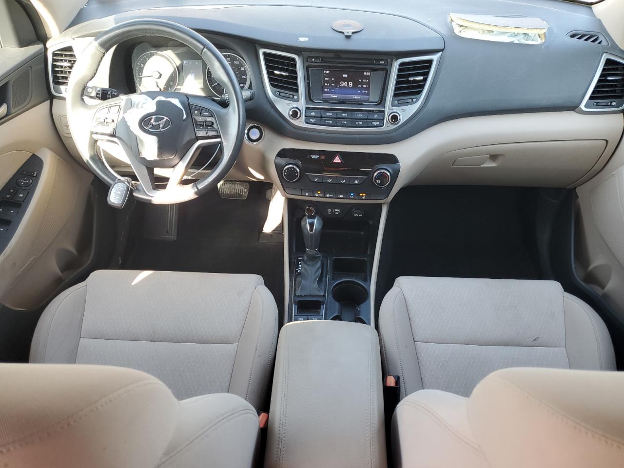 2017 Hyundai Tucson - Image 8