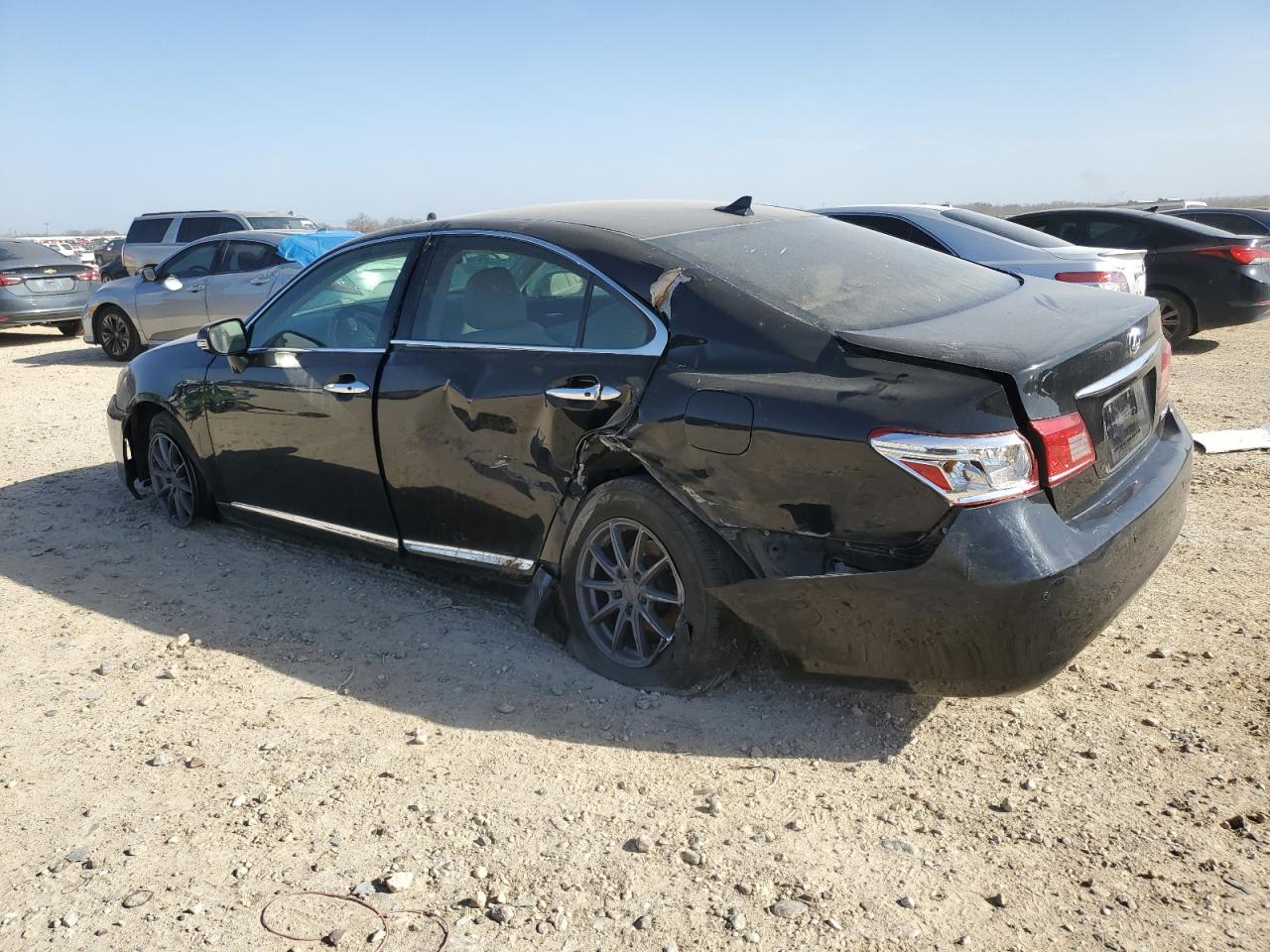 2012 Lexus ES - Image 2