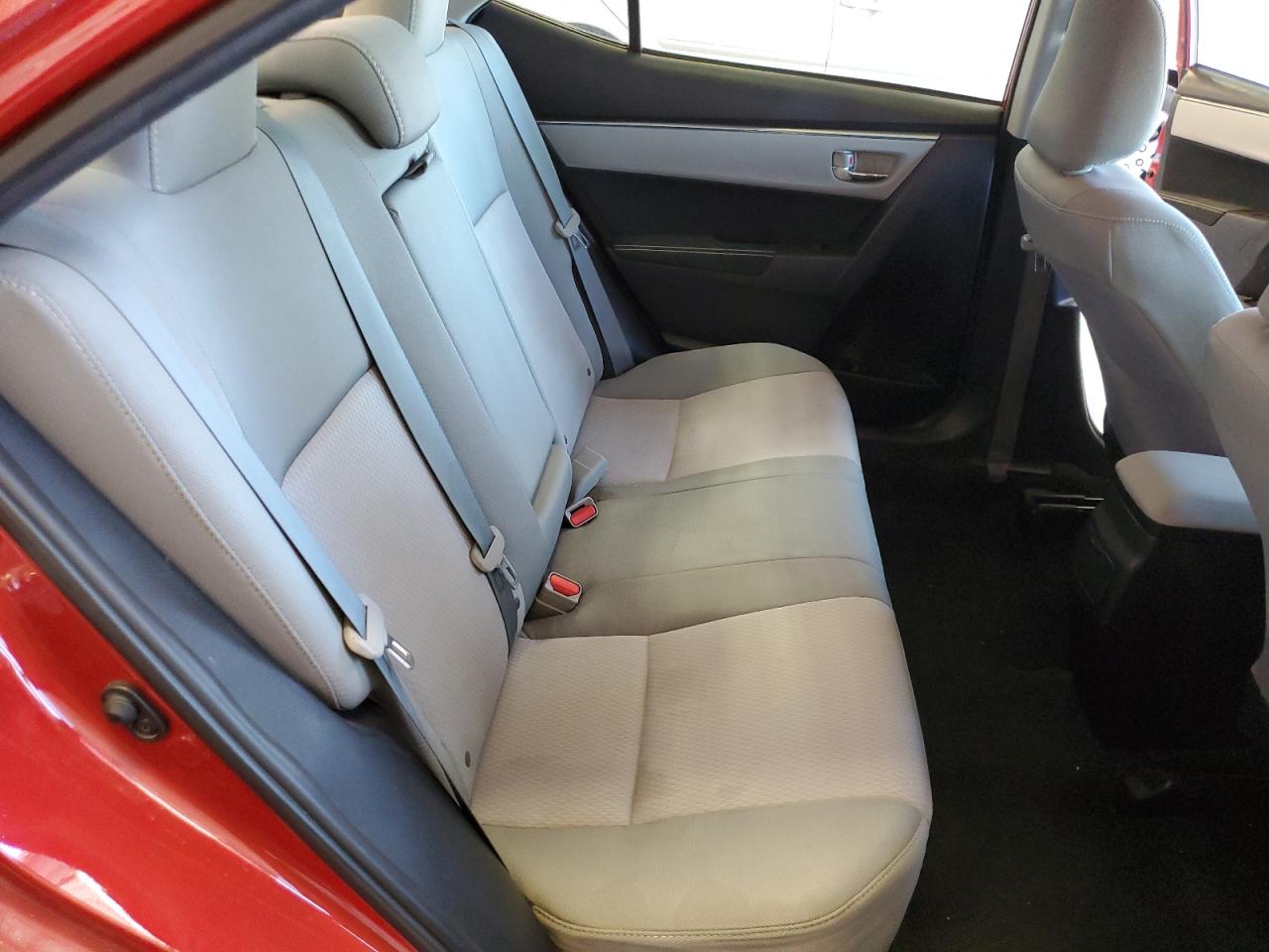 2015 Toyota Corolla L VIN: 5YFBURHE9FP305514 Lot: 48588265