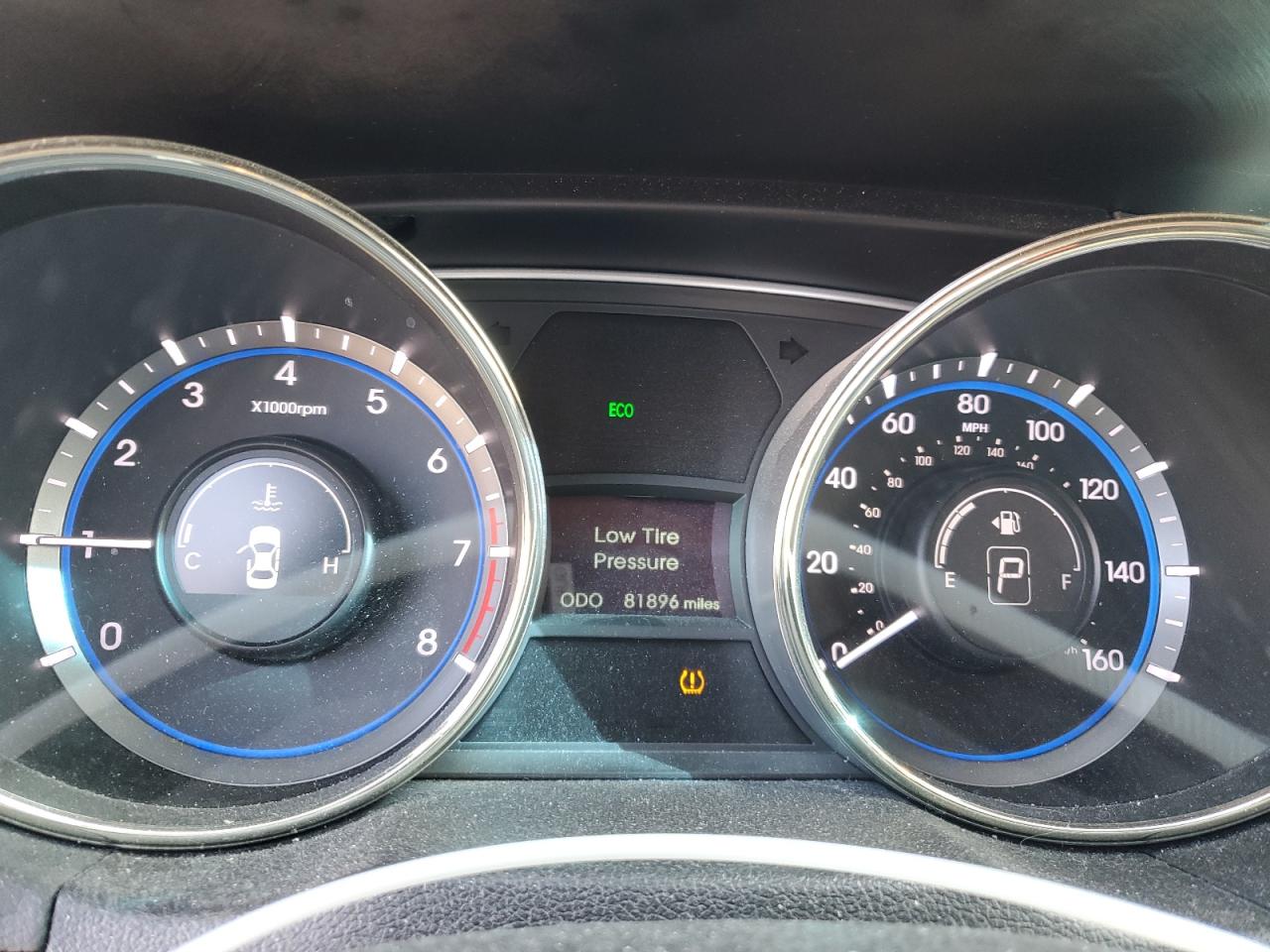 2012 Hyundai Sonata - Image 9