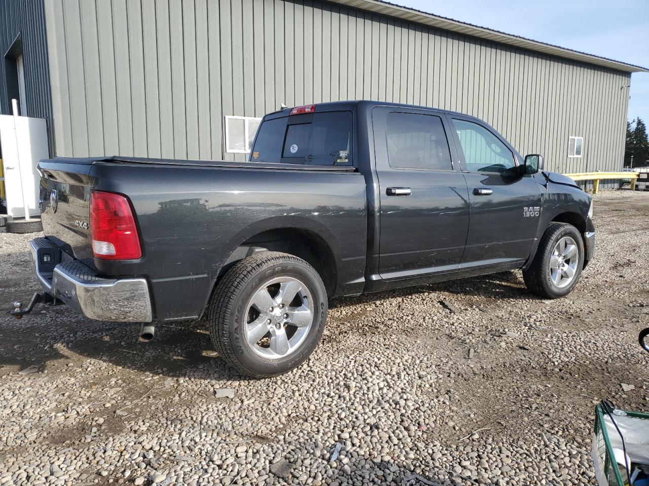 2016 RAM 1500 - Image 3