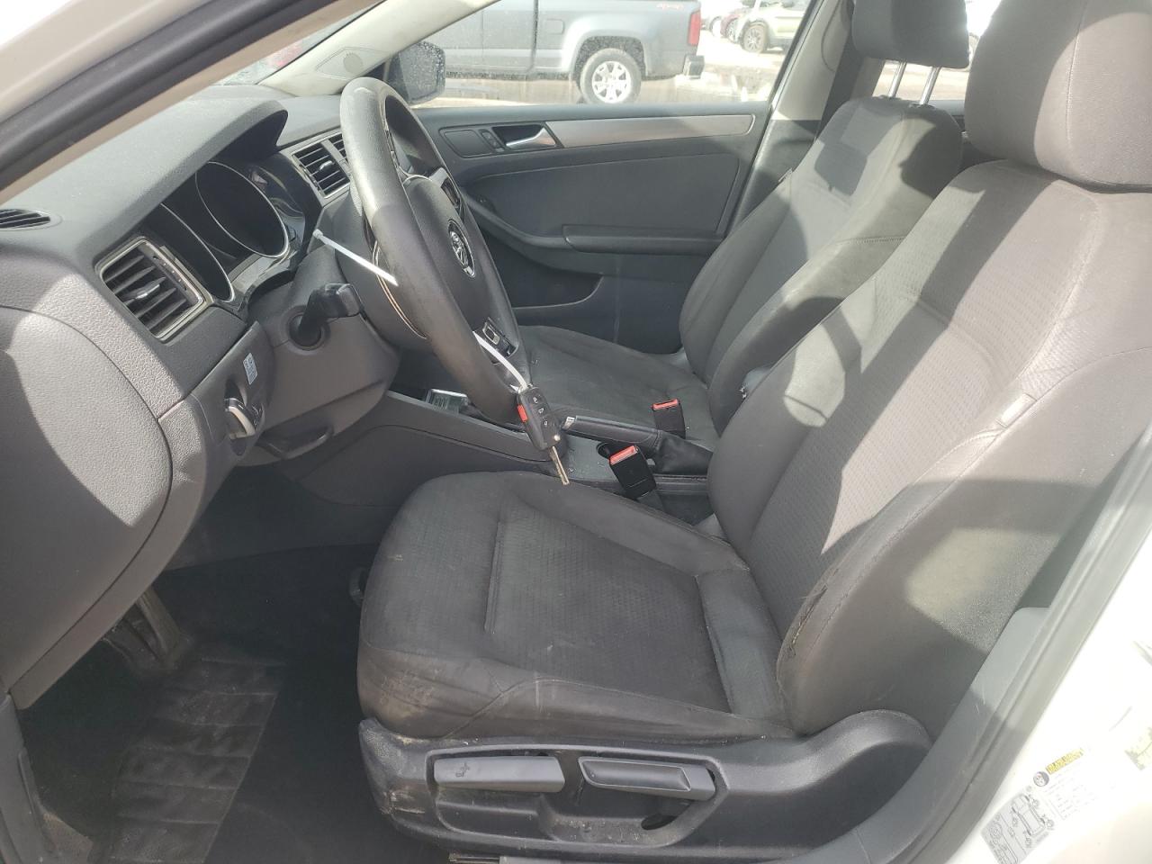 2015 Volkswagen Jetta - Image 7