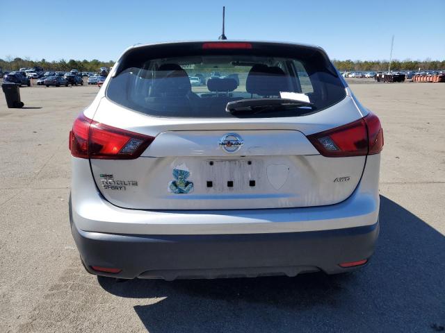  NISSAN ROGUE 2018 Srebrny