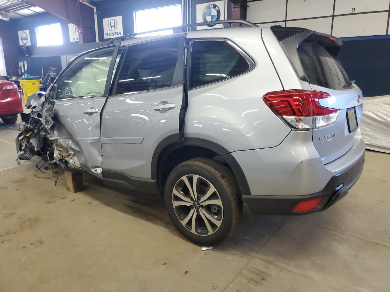 2024 Subaru Forester - Image 2