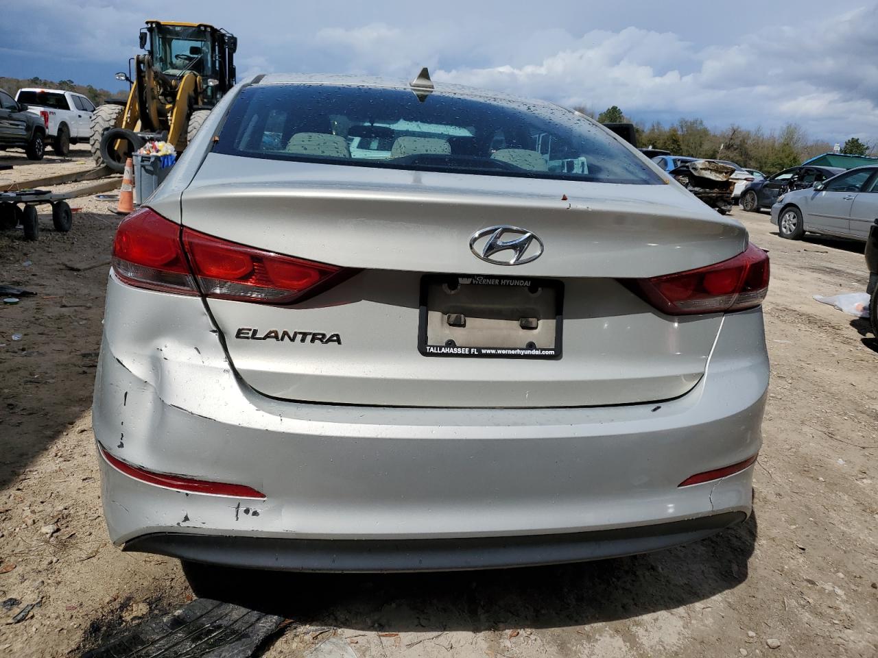 2017 Hyundai Elantra - Image 6
