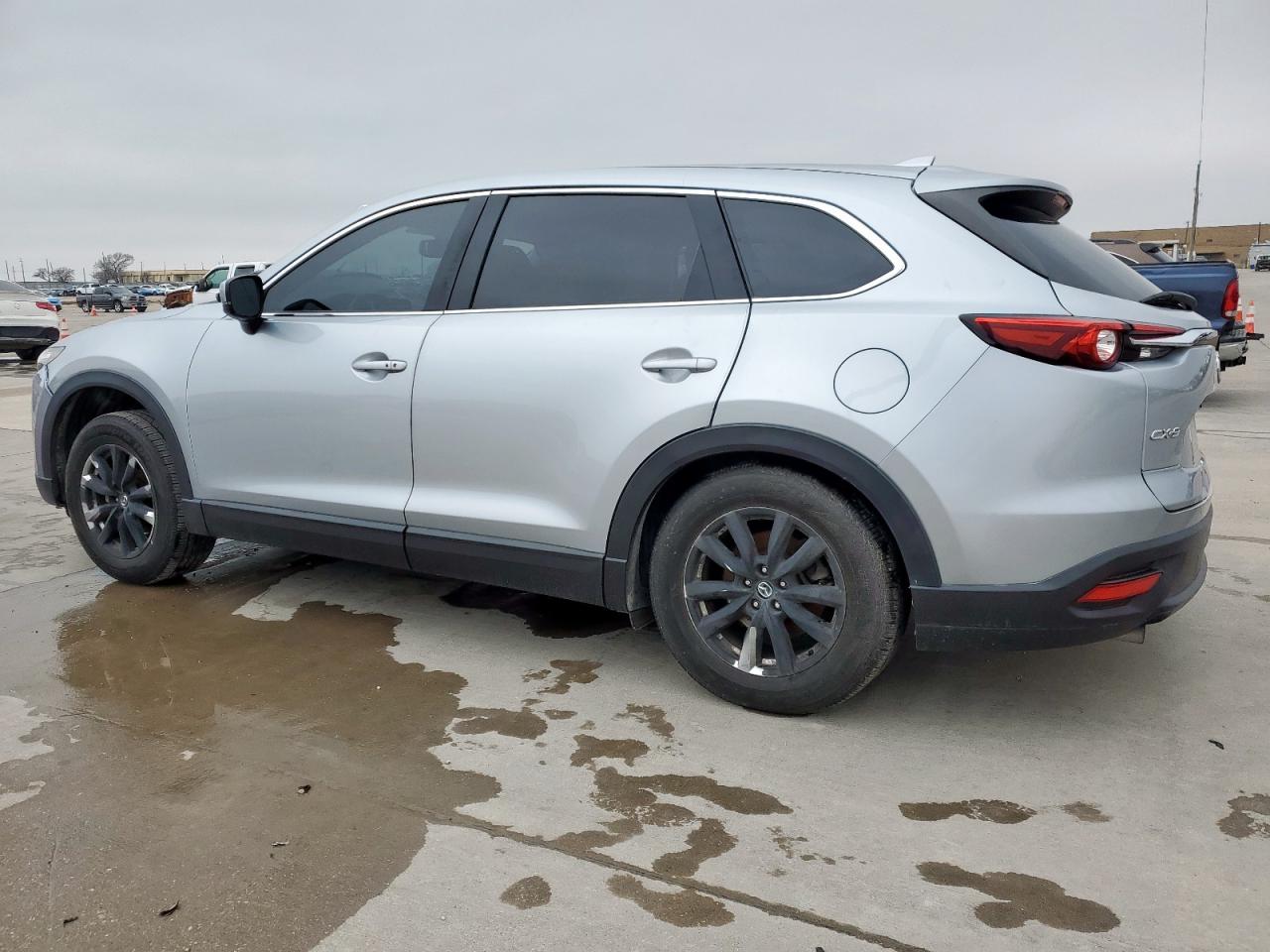 2016 Mazda CX-9 - Image 2