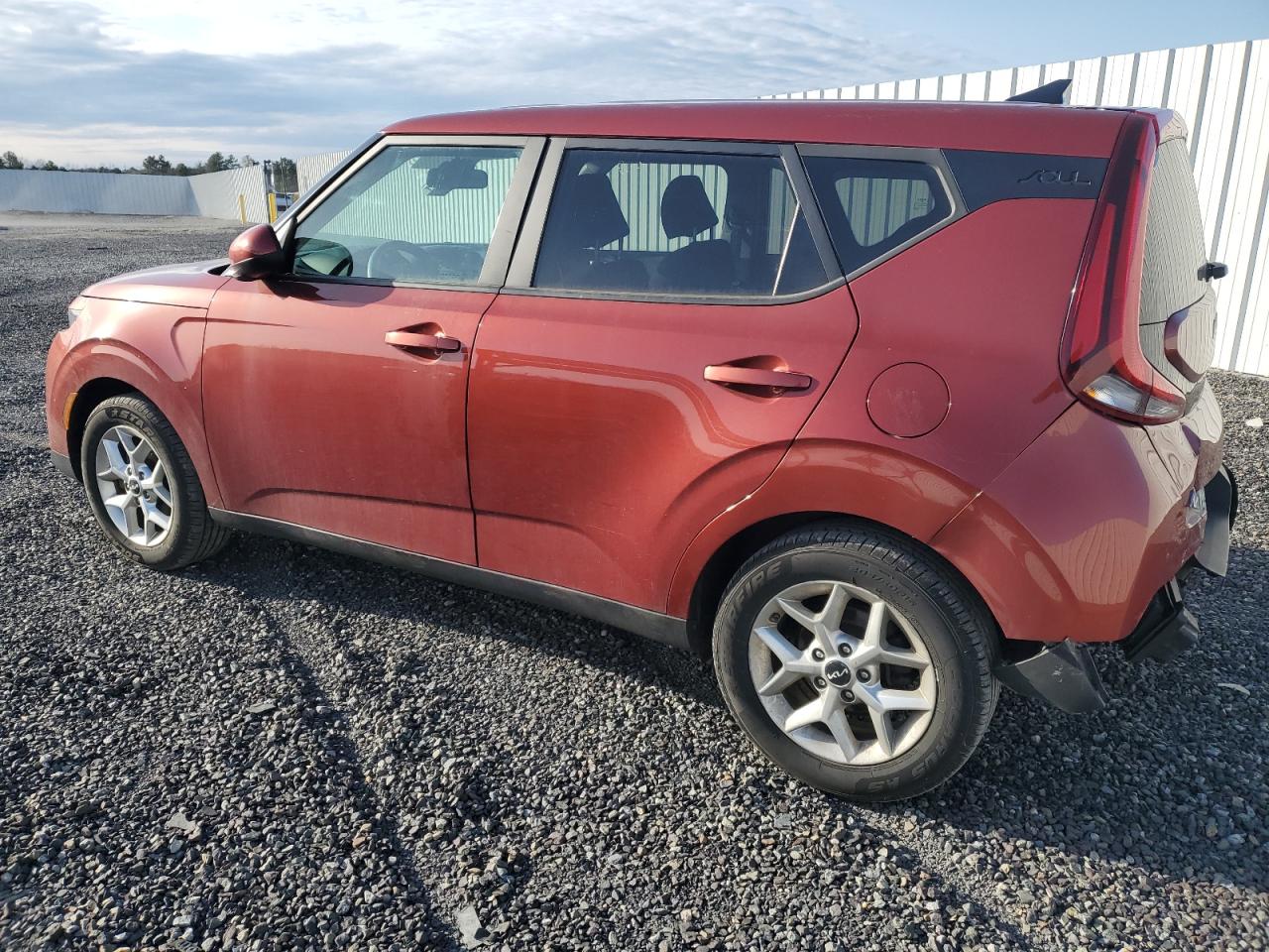 2022 Kia Soul - Image 2