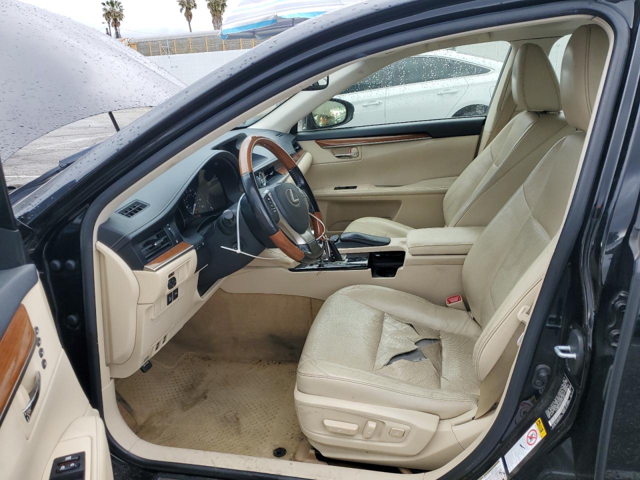 2015 Lexus ES - Image 7