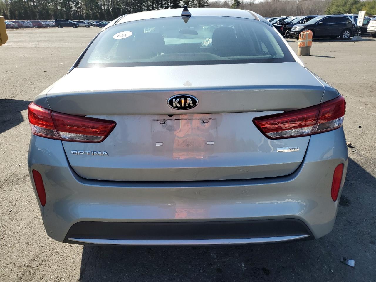 2017 Kia Optima - Image 6
